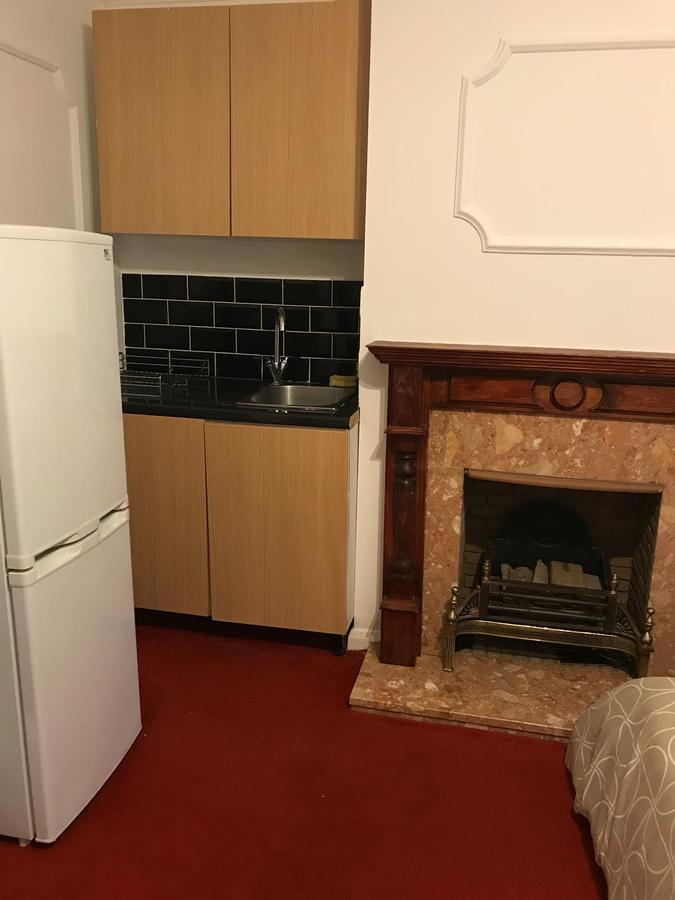 Hatfield Save-Money Rooms - 10Over10 For Price! المظهر الخارجي الصورة